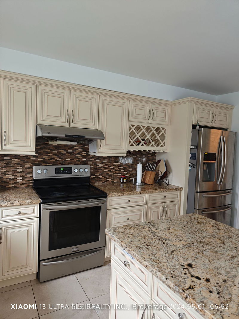 home for lease on 34 Nadine Crescent
