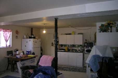 611 Lake Dr S, Georgina, L4P1T4 | Image 2