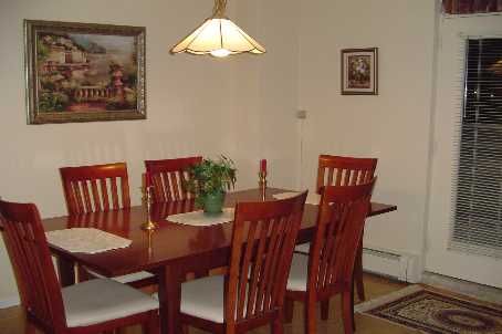 706 - 67 Richmond St, Richmond Hill, L4C3Y3 | Image 3