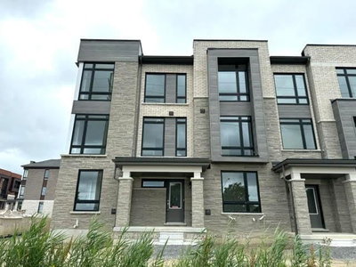 Townhouse leased at 110 Blick Crescent, Aurora, Ontario, L4G 7B6 - Bayview Northeast - MLS: N9004216