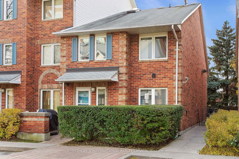 home for sale on 701-900 Steeles Avenue W