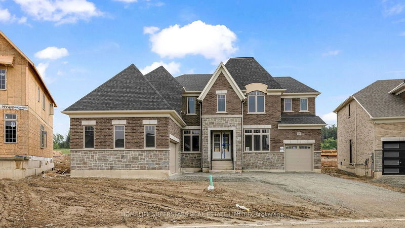 home for lease on 18 Twinleaf Crescent N