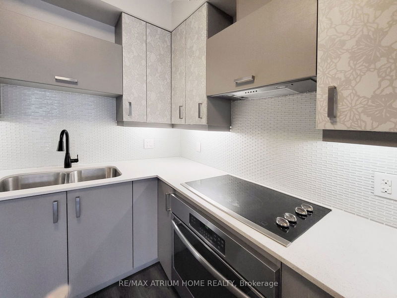 home for lease on 608-28 Uptown Drive