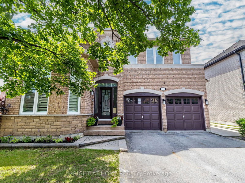 1 Ferdinand Ave  Vaughan, L6A 2Z4 | Image 2