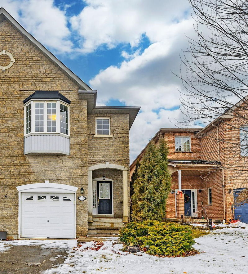 224 Yorkland St  Richmond Hill, L4S 1A2 | Image 2