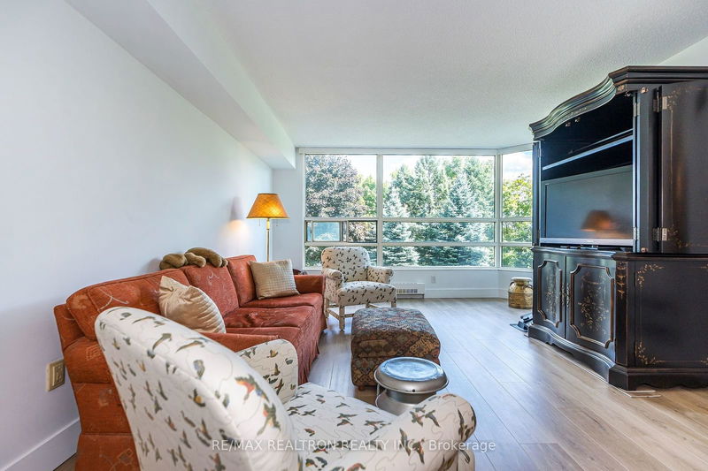 home for sale on 210-7825 Bayview Avenue