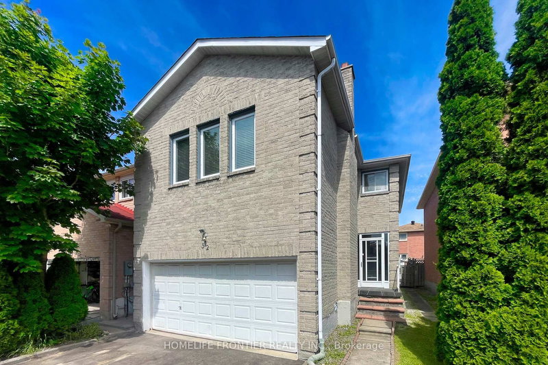 32 Charlton Ave, Vaughan, L4J 6W3 | Image 2