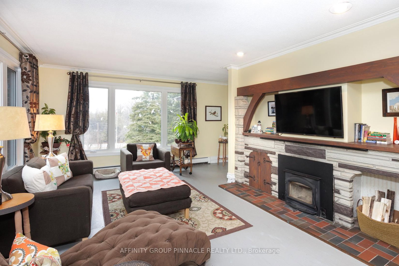 Listing Image 7