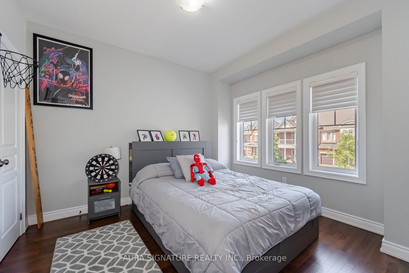 Listing Image 23