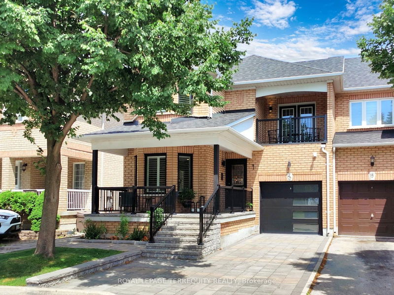 home for sale on 20 Bluewater Trail