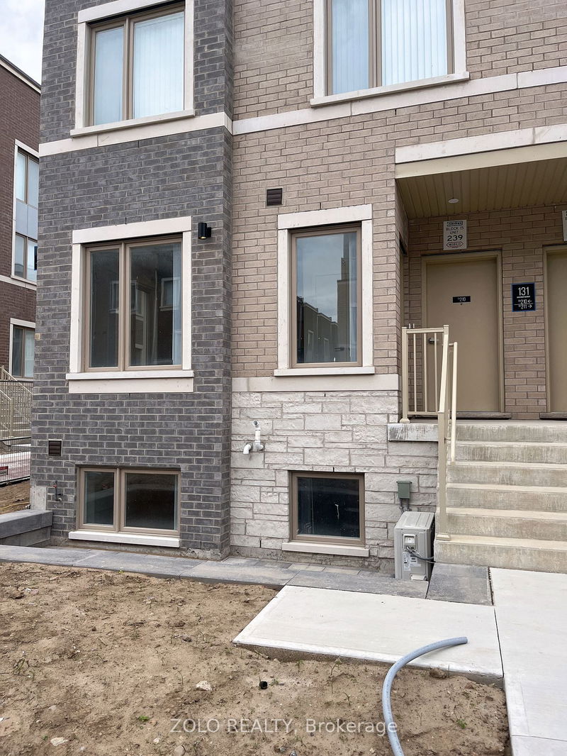 home for lease on 209-131 HONEYSCRISP Crescent