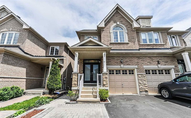 home for lease on 61 Landwood Avenue