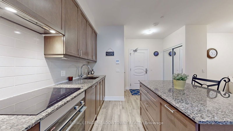  208 - 9085 Jane St  Vaughan, L4K 0L8 | Image 10