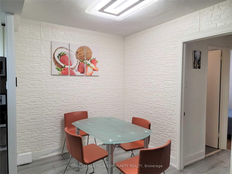 227 - 16A Elgin St, Markham, L3T 4T4 | Image 3