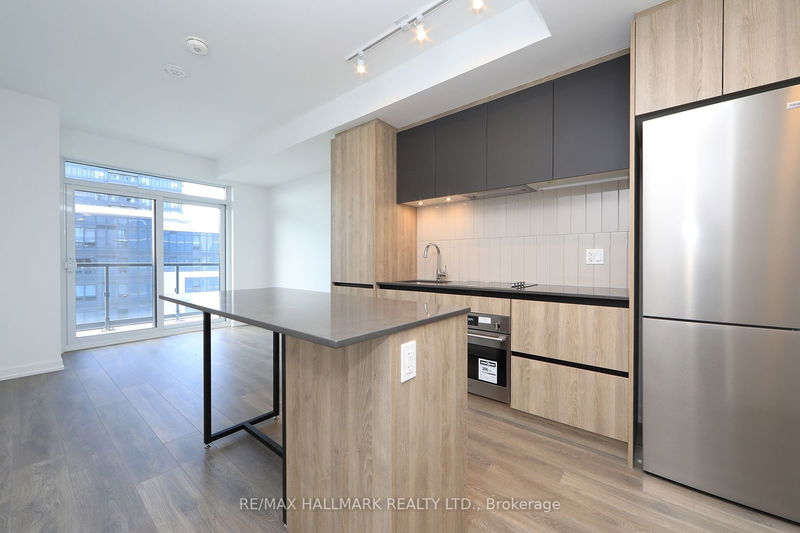 home for lease on A-1217-7950 Bathurst Street