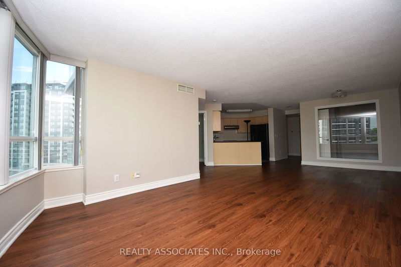  811 - 48 Suncrest Blvd  Markham, L3T 7Y6 | Image 14