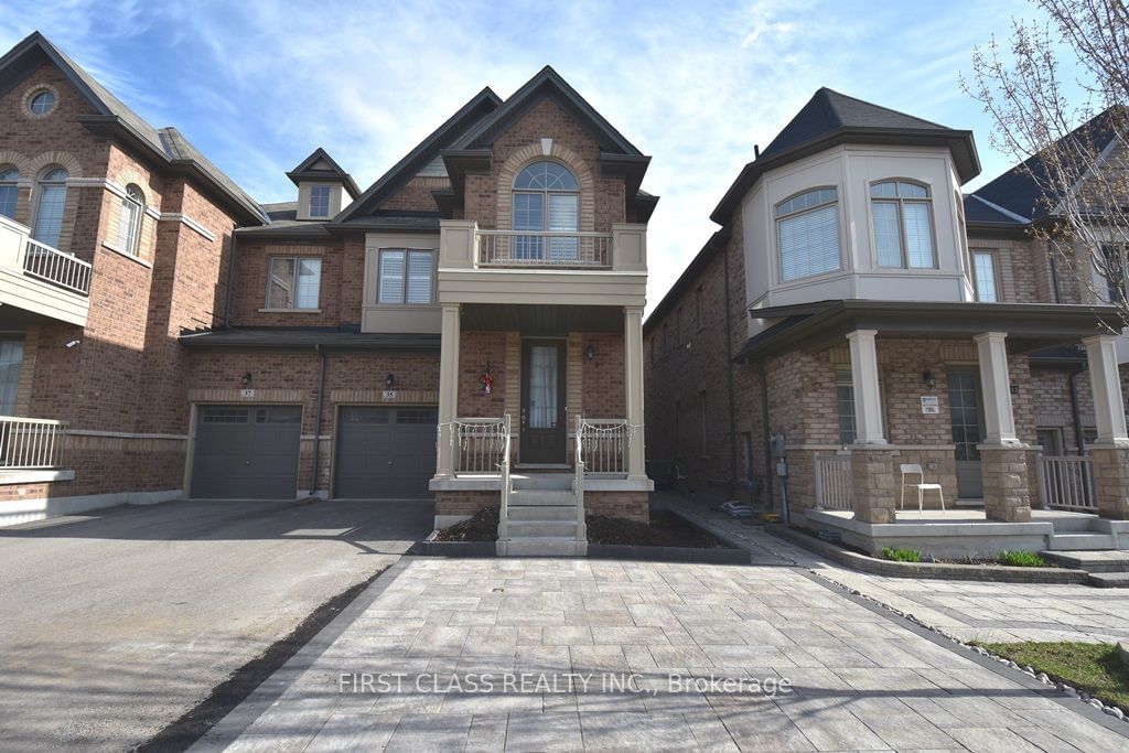 Building at 35 Hubner Avenue, Markham, Berczy