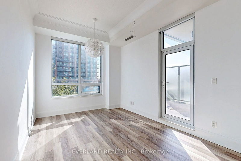 home for lease on 206-15 Water Walk Drive
