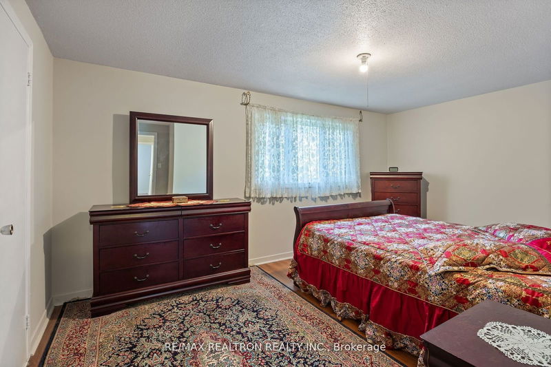 40 Lillooet Cres  Richmond Hill, L4C 5A7 | Image 24