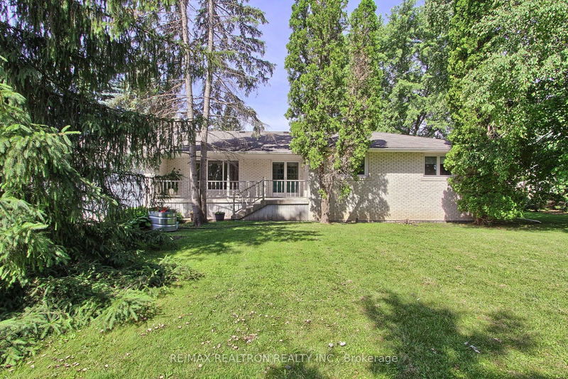 11210 Leslie St  Richmond Hill, L4S 1N2 | Image 1