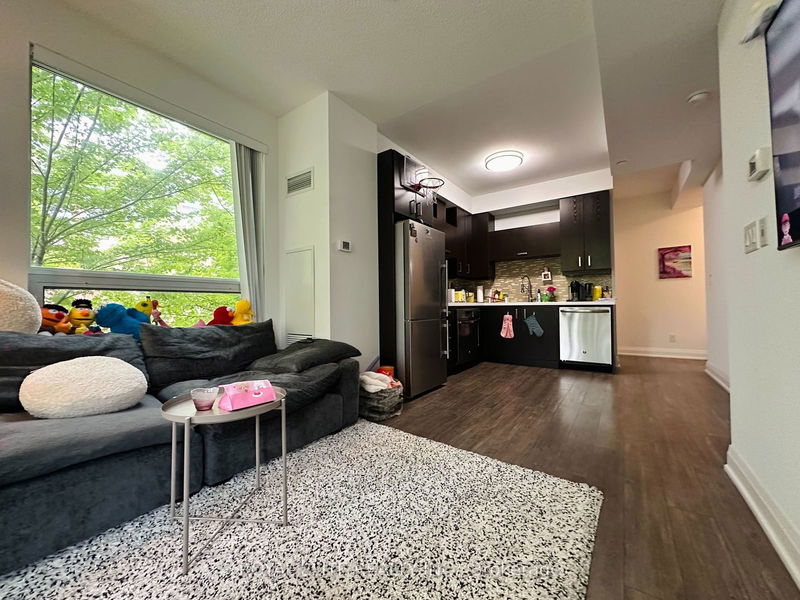 home for lease on 222-28 Uptown Drive