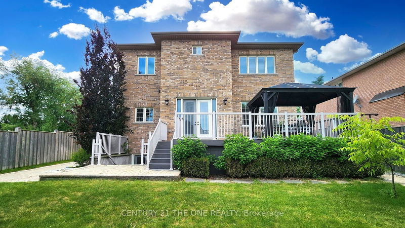 17 Creekview Ave  Richmond Hill, L4C 9X1 | Image 35