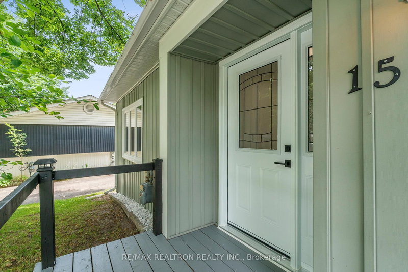 15 Cherrywood Lane, Innisfil, L9S 1M6 | Image 3