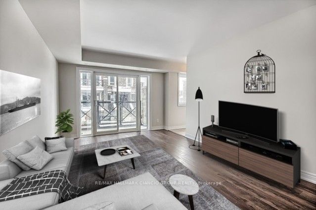 home for lease on 906-2 Blanche Lane