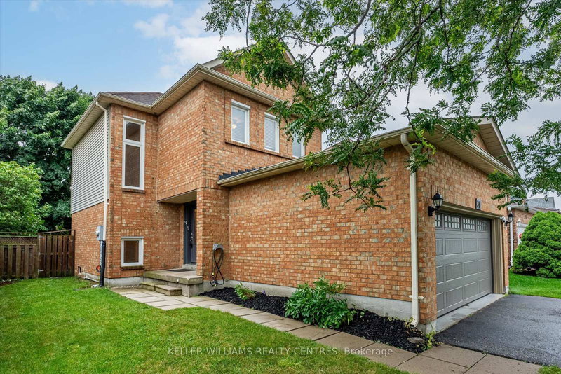 31 Natanya Blvd, Georgina, L4P 3R4 | Image 3