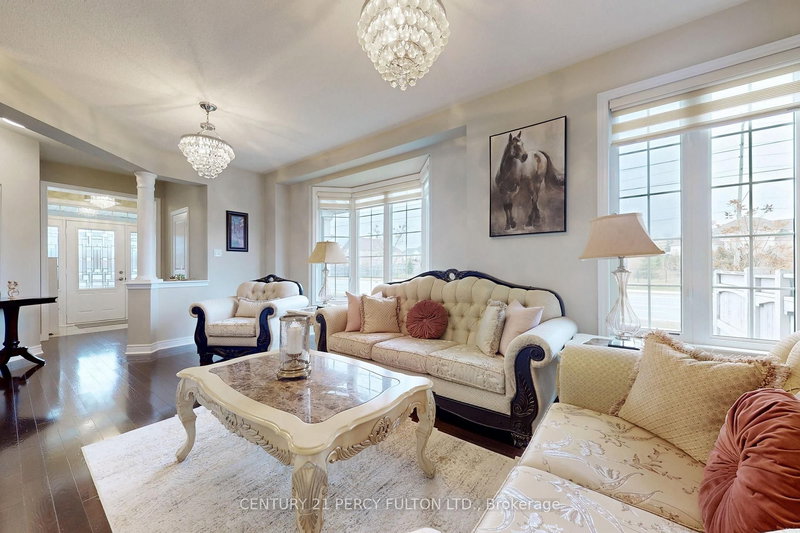 39 Jocada Crt, Richmond Hill, L4E 0Z5 | Image 3