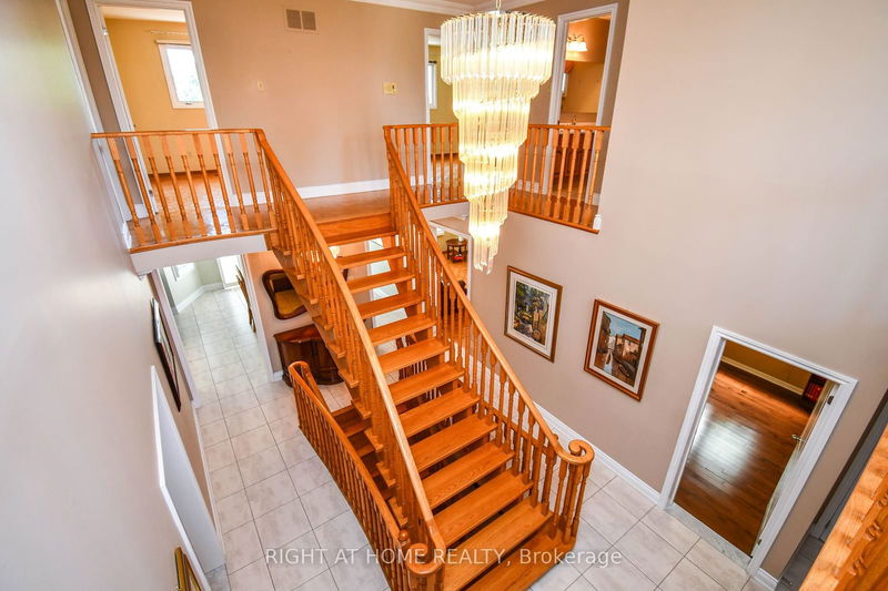 75 Father Ermanno Cres  Vaughan, L4L 7L9 | Image 4