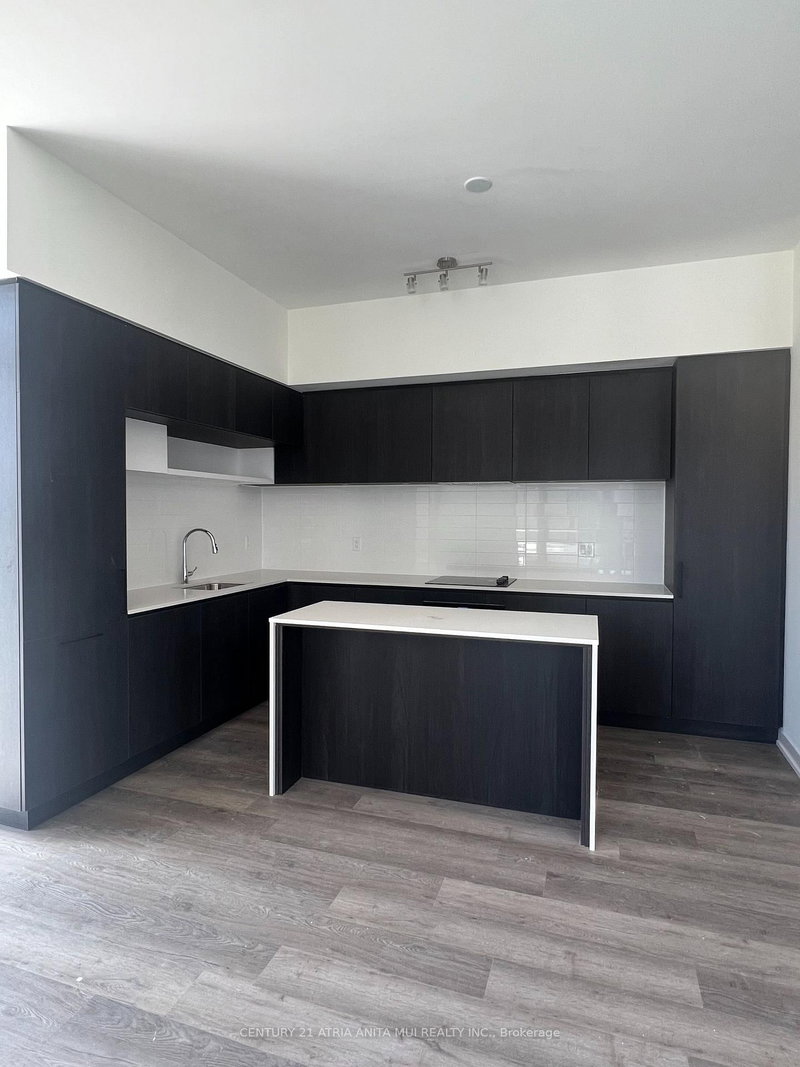 1240 - 10 David Eyer Rd, Richmond Hill, L4S 0N3 | Image 3