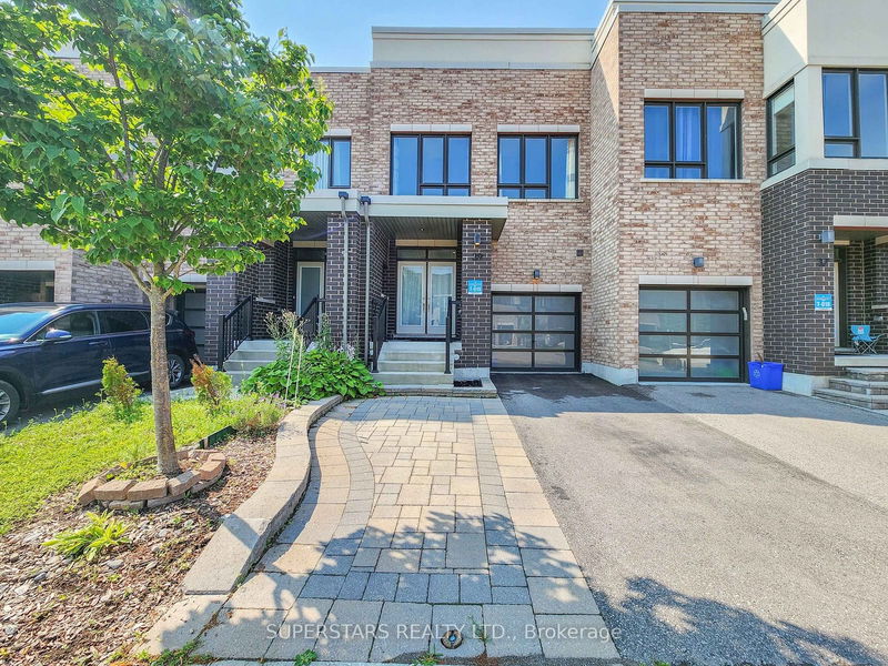 home for lease on 39 Dariole Drive