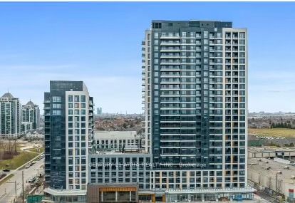 home for lease on A-322-7950 Bathurst Street