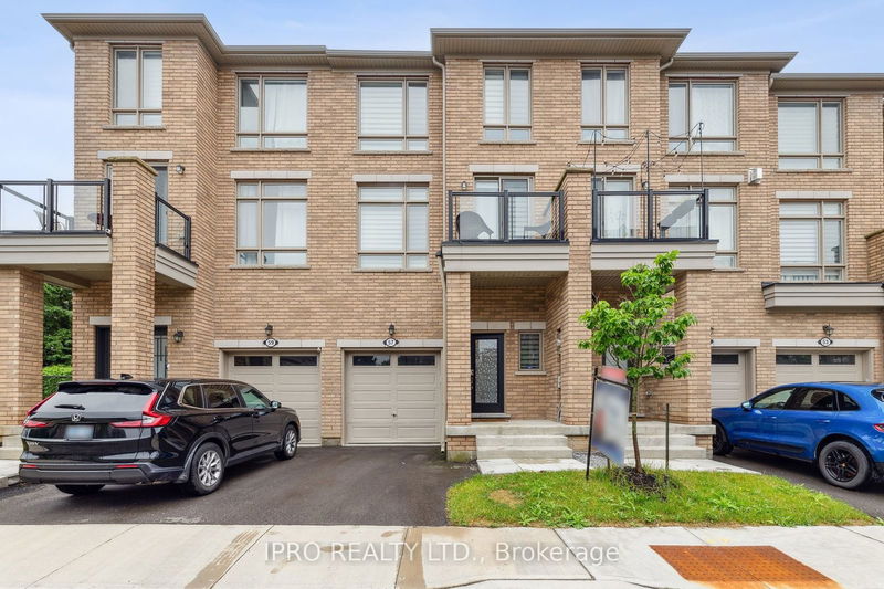 57 Drover Circ  Whitchurch-Stouffville, L4A 4X2 | Image 4