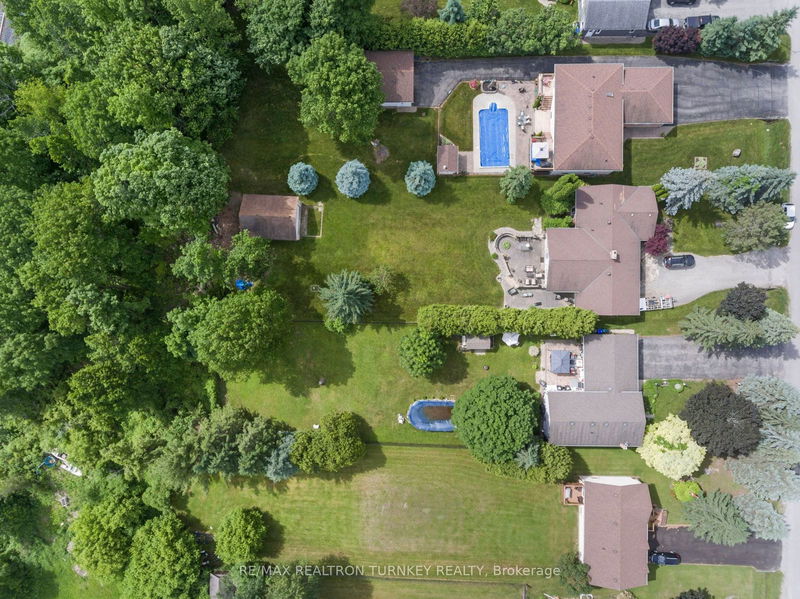 823 Church Dr  Innisfil, L0L 1W0 | Image 35