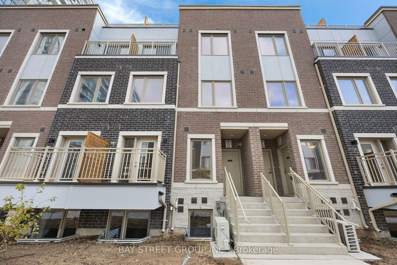home for lease on 53-31 Honeycrisp Crescent