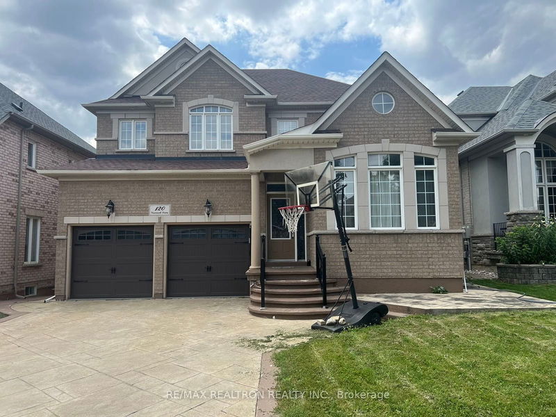 home for lease on 120 Greenock Drive