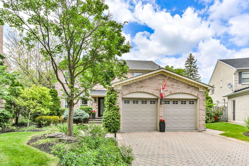 home for sale on 12 Marshfield Hllw