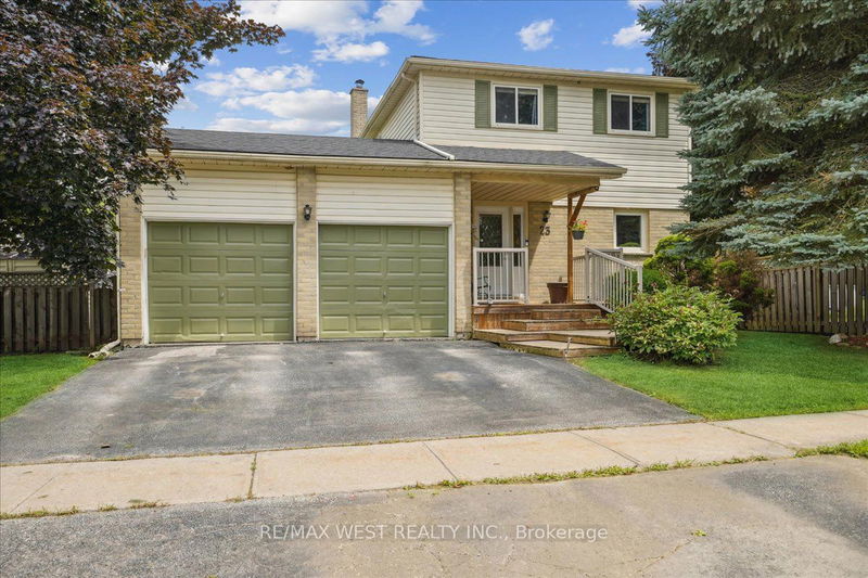 23 Metcalf Cres  New Tecumseth, L0G 1W0 | Image 1