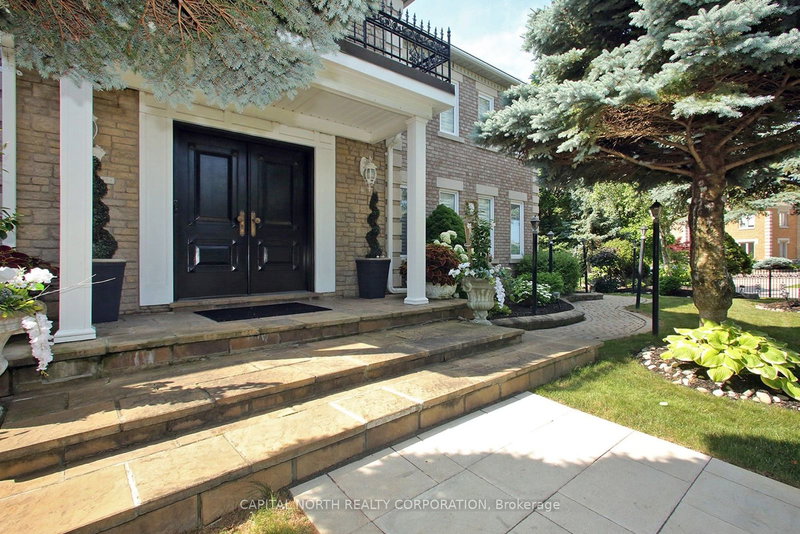 1 Radley St, Vaughan, L4L 8J7 | Image 2