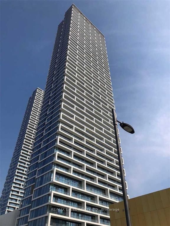 home for lease on 2111-5 Buttermill Avenue