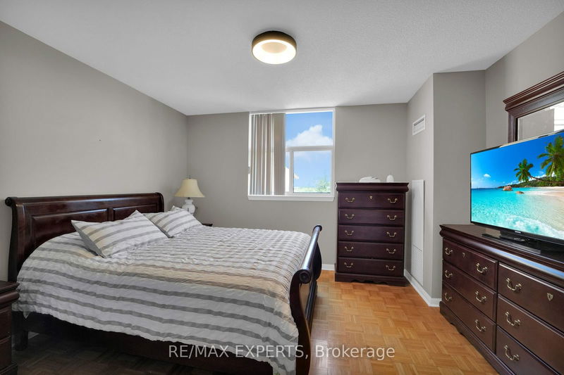  506 - 2506 Rutherford Rd  Vaughan, L4K 5N4 | Image 14