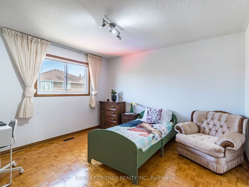 66 Nimbus Pl  Vaughan, L4L 4Z4 | Image 27