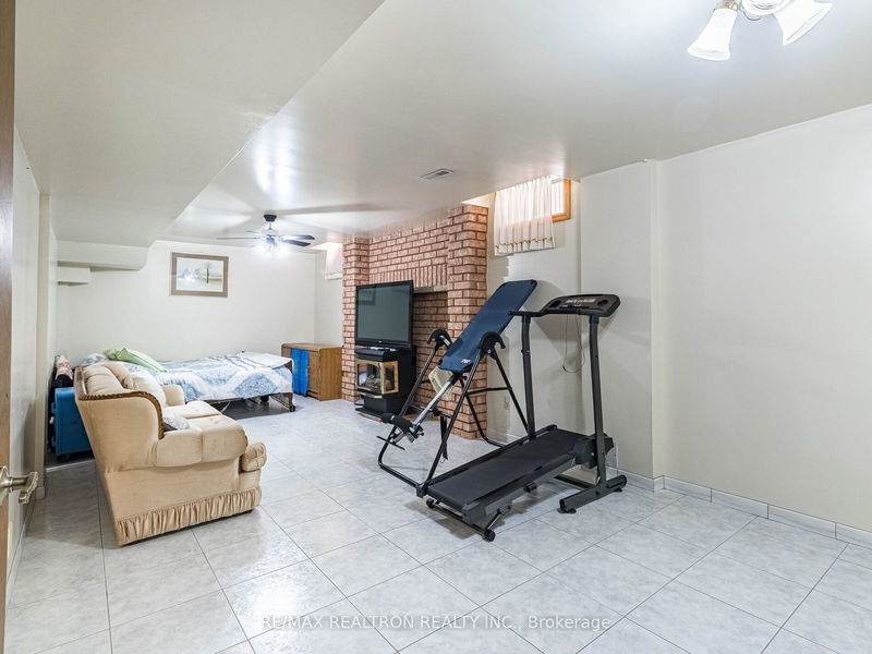 66 Nimbus Pl  Vaughan, L4L 4Z4 | Image 31