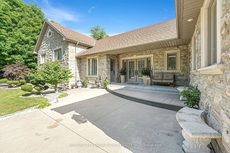 2981 Ninth Line  Bradford West Gwillimbury, L3Z 2A5 | Image 2