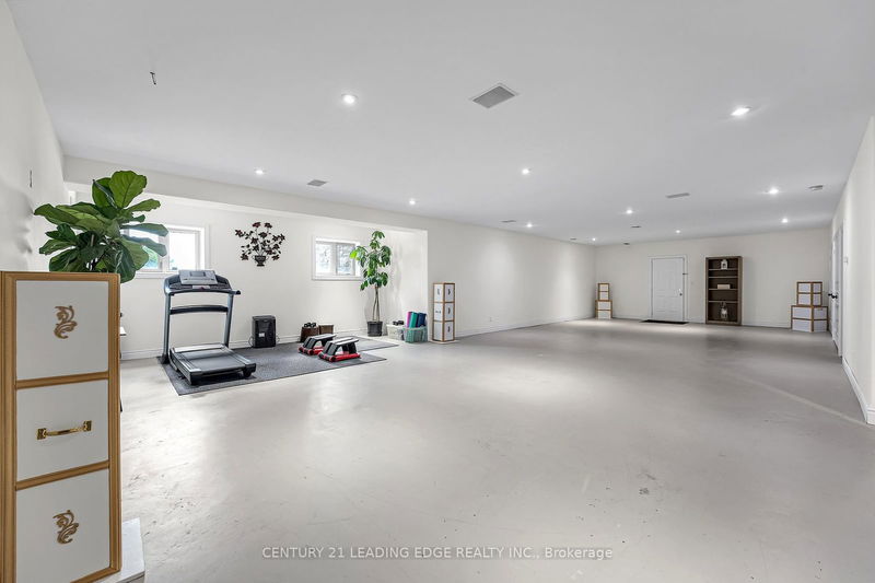 2981 Ninth Line  Bradford West Gwillimbury, L3Z 2A5 | Image 23