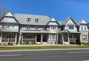 home for lease on 760 Bur Oak Avenue