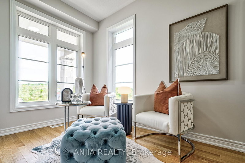 127 Decast Cres, Markham, L6B 1N8 | Image 2