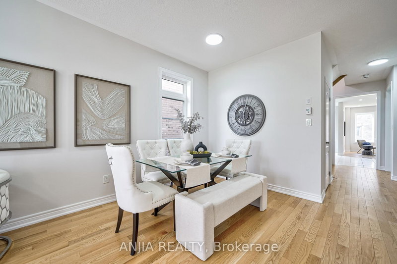 127 Decast Cres, Markham, L6B 1N8 | Image 3
